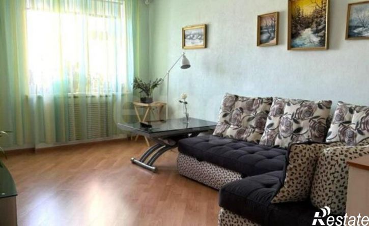 3-комн квартира улица Славы, 4,  д. 4