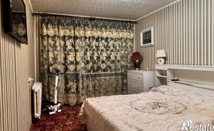 3-комн квартира улица Малышева, 11,  д. 11