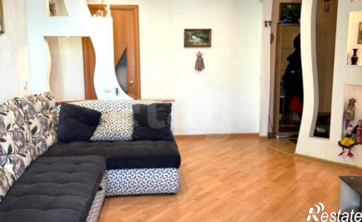 3-комн квартира улица Славы, 4,  д. 4