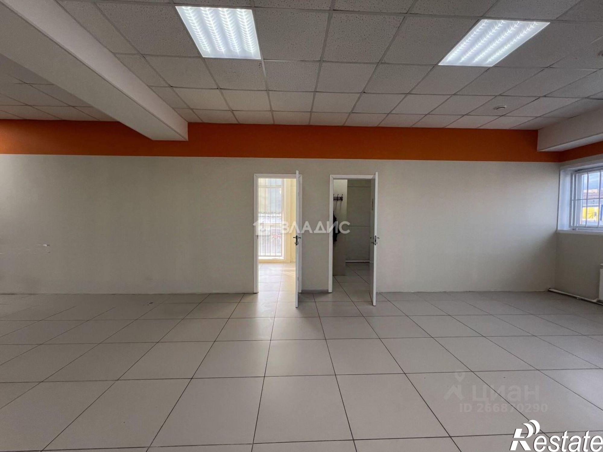 Купить торговое помещение за 2 000 000 рублей на улица Морозова, 202