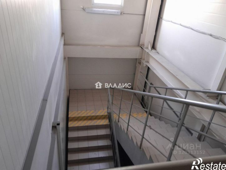 Склад Октябрьский проспект, 141,  д. 141