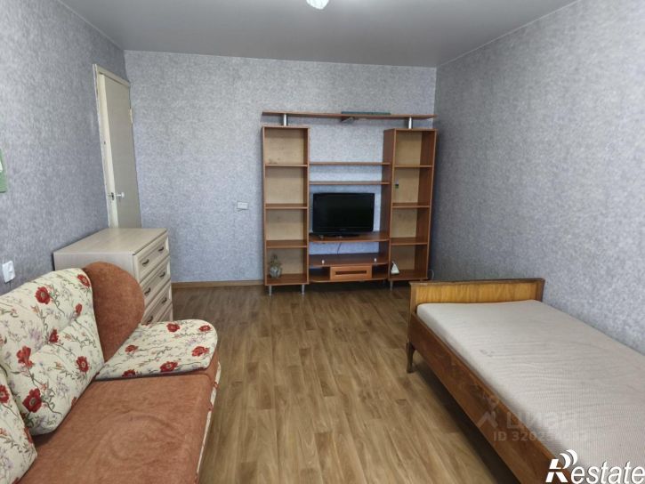 2-комн квартира проспект Бумажников, 32,  д. 32