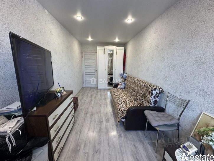 2-комн квартира улица Карла Маркса, 160,  д. 160