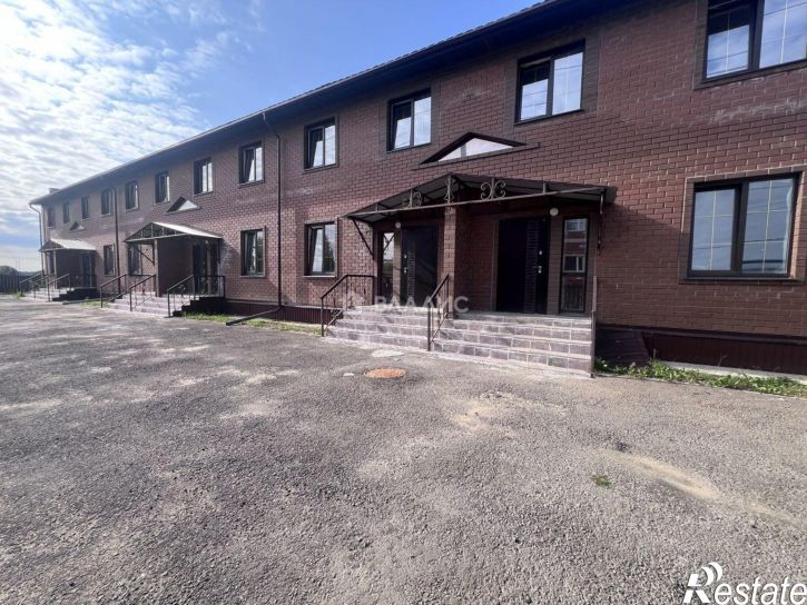 3-комн квартира улица Савина, 52,  д. 52