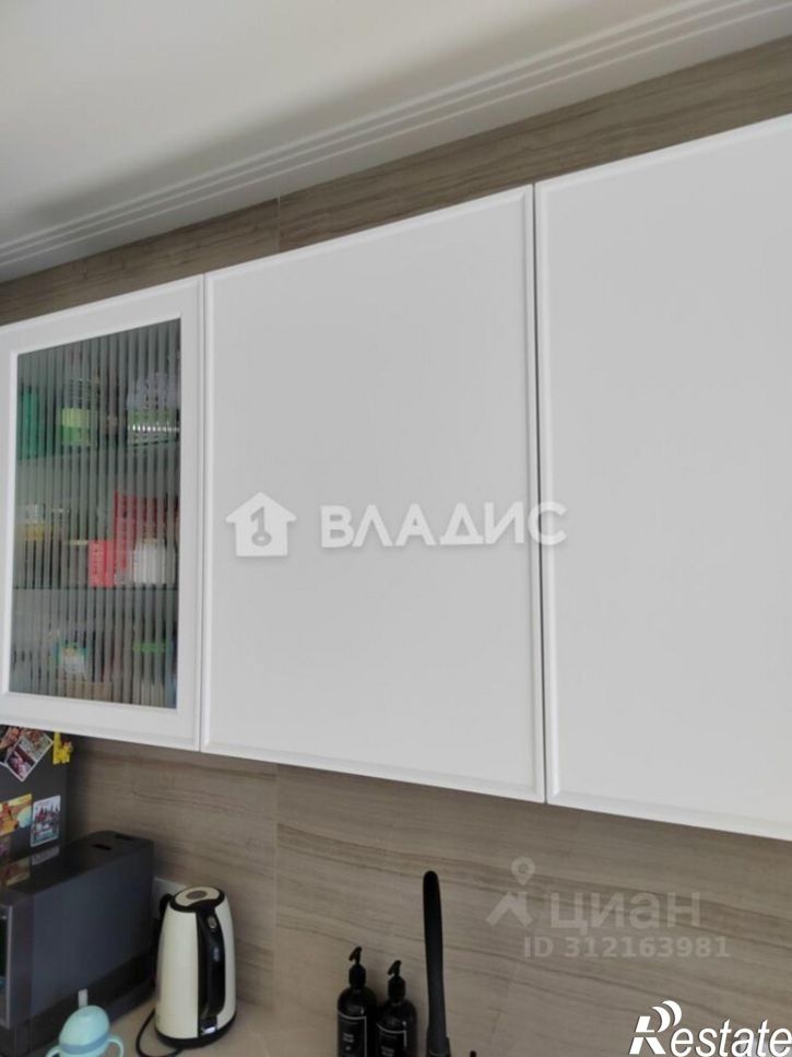 3-комн квартира улица Жакова, 9,  д. 9