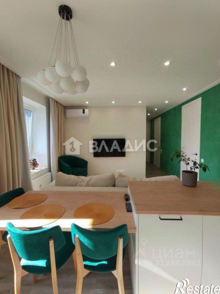 3-комн квартира улица Жакова, 9,  д. 9