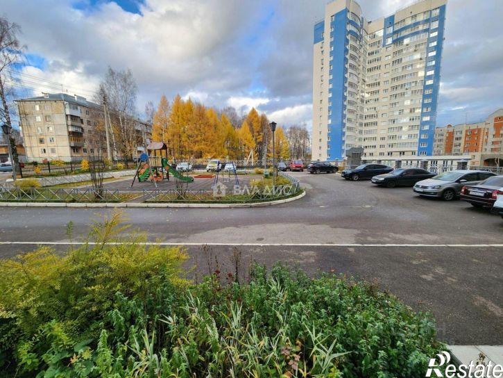 2-комн квартира улица Куратова, 76,  д. 76