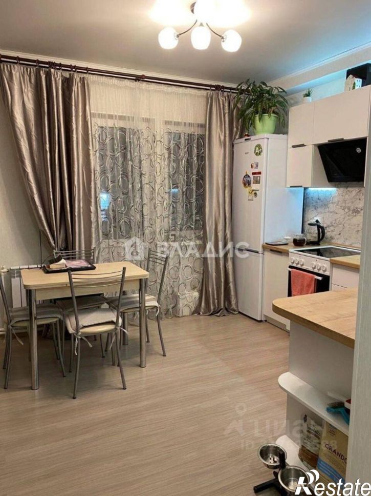 2-комн квартира улица Энгельса, 120,  д. 120