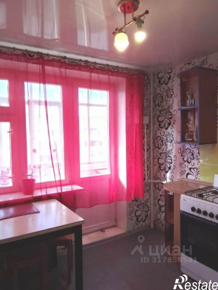 2-комн квартира Покровский б-р, 9,  д. 9