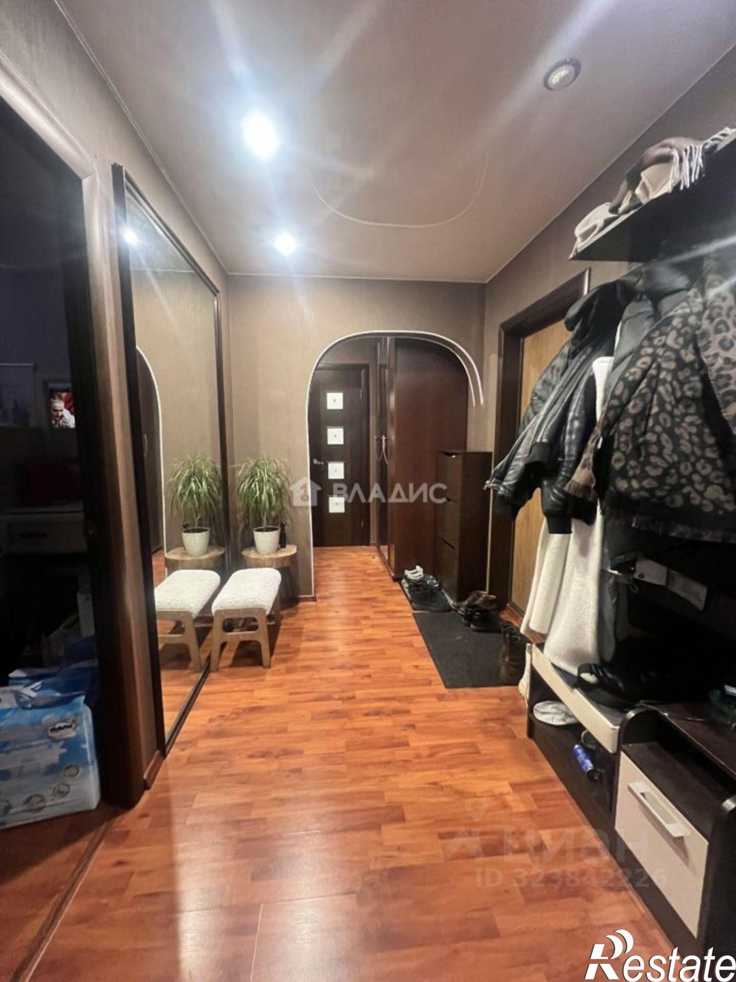 Купить квартиру за 4 850 000 рублей на ул Морозова, 132