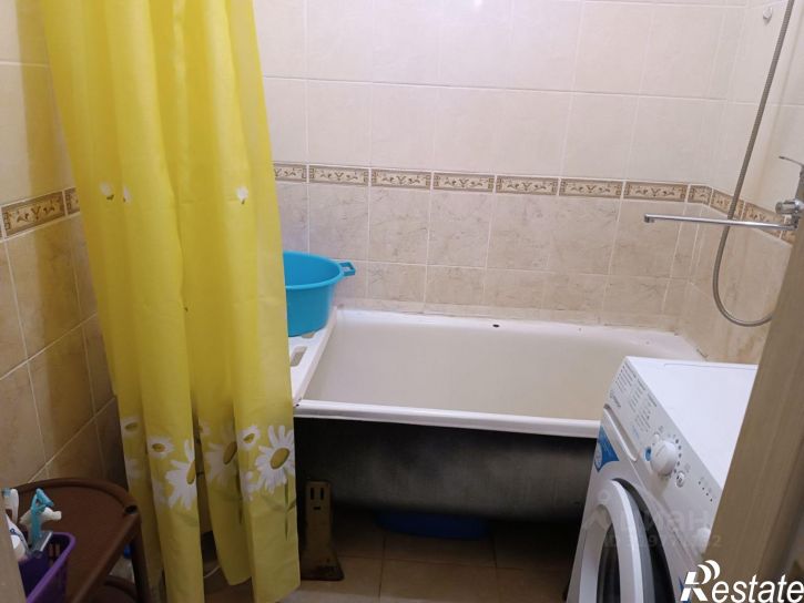 Комната улица Орджоникидзе, 28,  д. 28