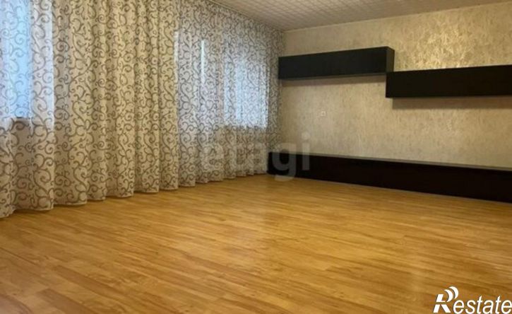 4-комн квартира улица Свободы, 25,  д. 25