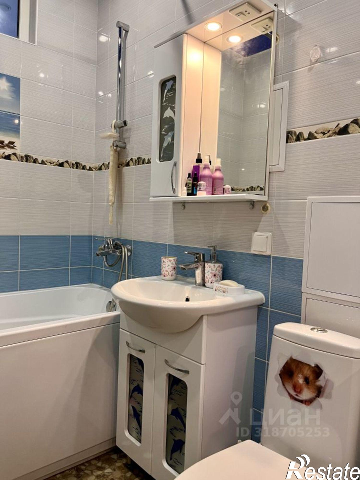 Сдать квартиру за 24 000 рублей на Октябрьский пр-кт, 140