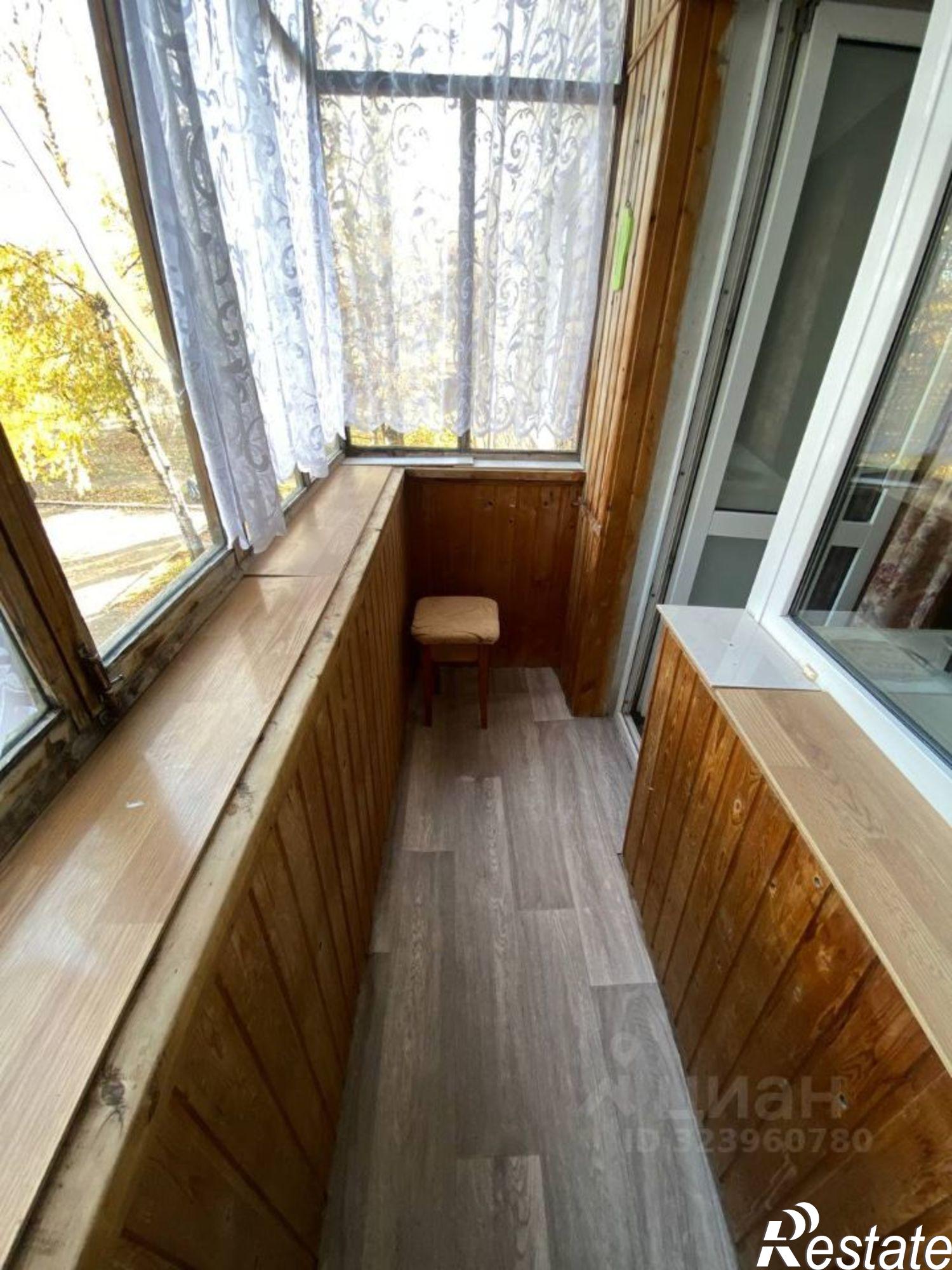 Сдать квартиру за 35 000 рублей на улица Комарова, 8