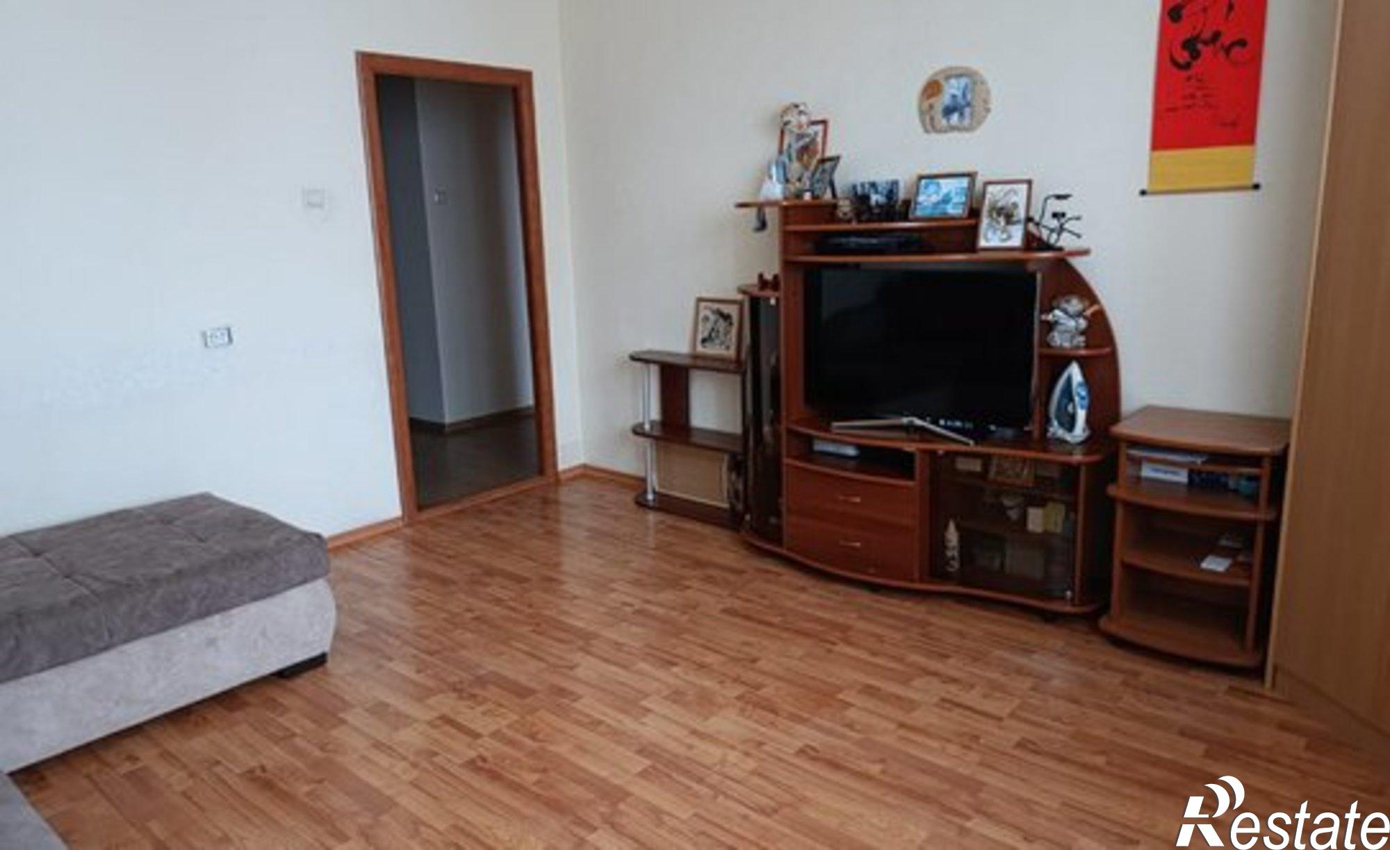 Купить квартиру за 6 400 000 рублей на улица Морозова, 111/2