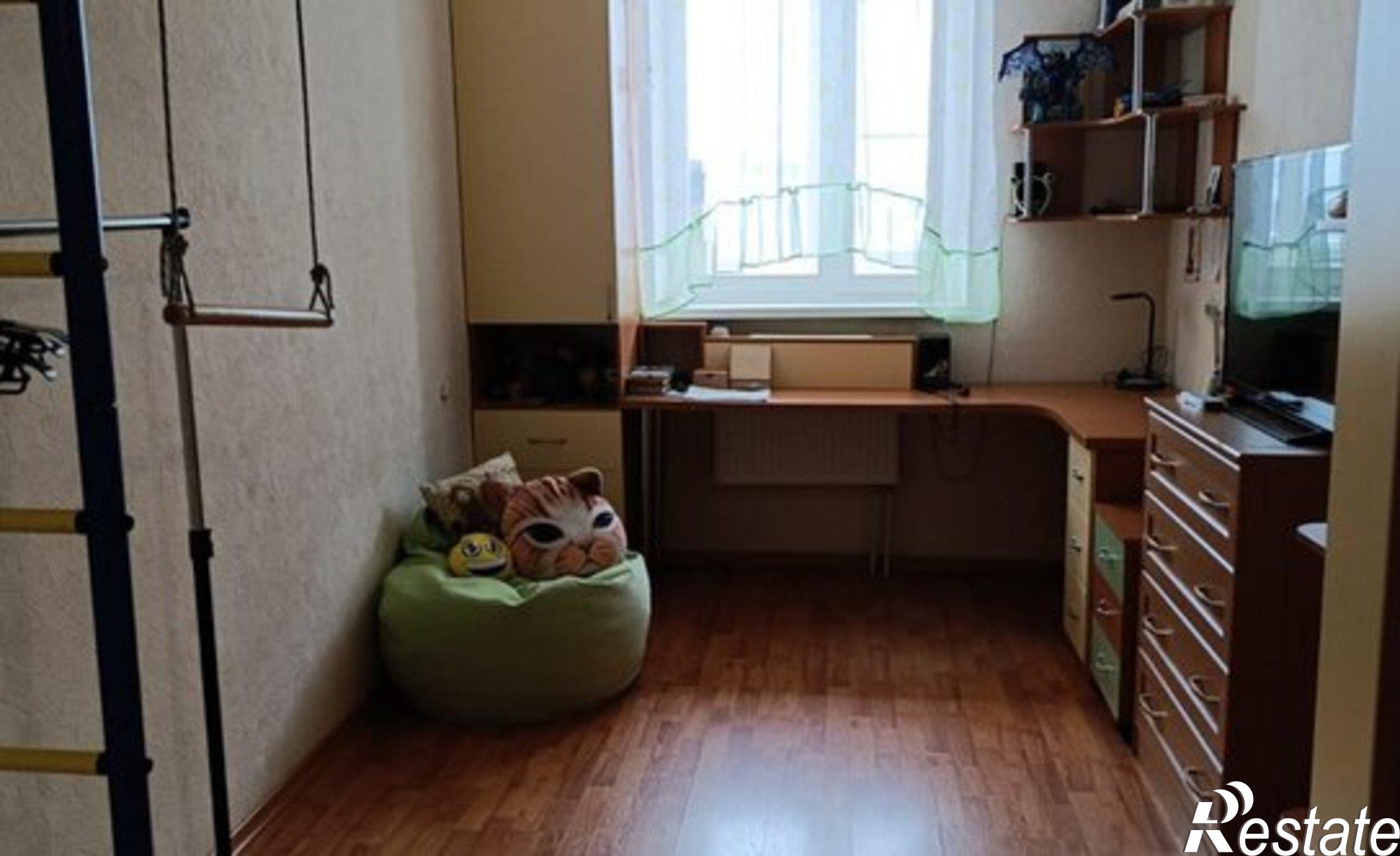 Купить квартиру за 6 400 000 рублей на улица Морозова, 111/2