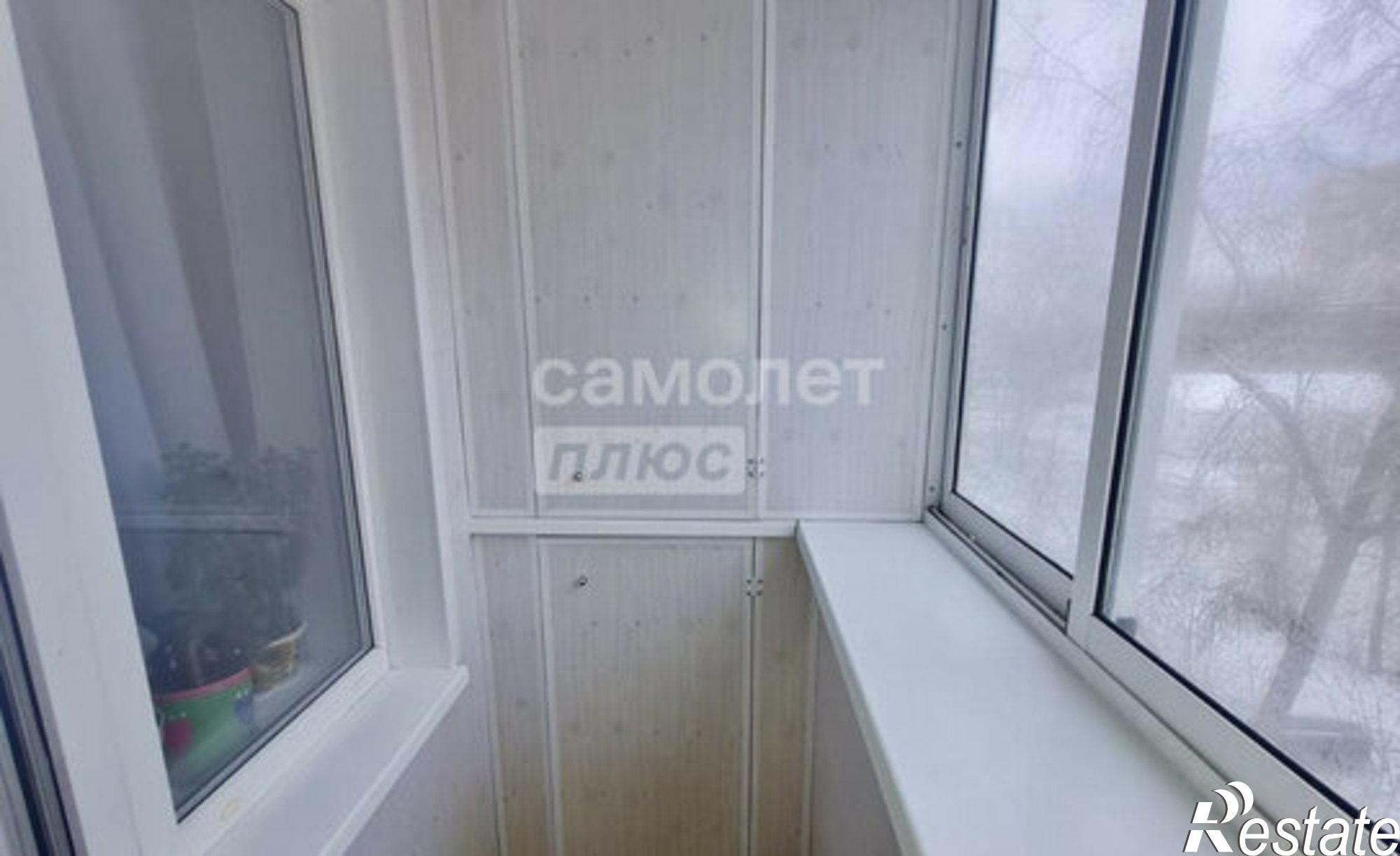 Купить квартиру за 4 200 000 рублей на ул Комарова, 4