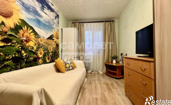 4-комн квартира ул Комарова, 4,  д. 4