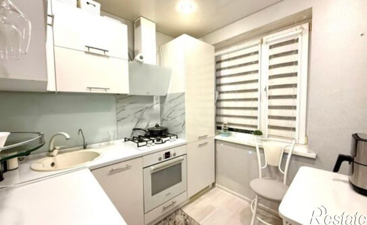 3-комн квартира улица Малышева, 17,  д. 17