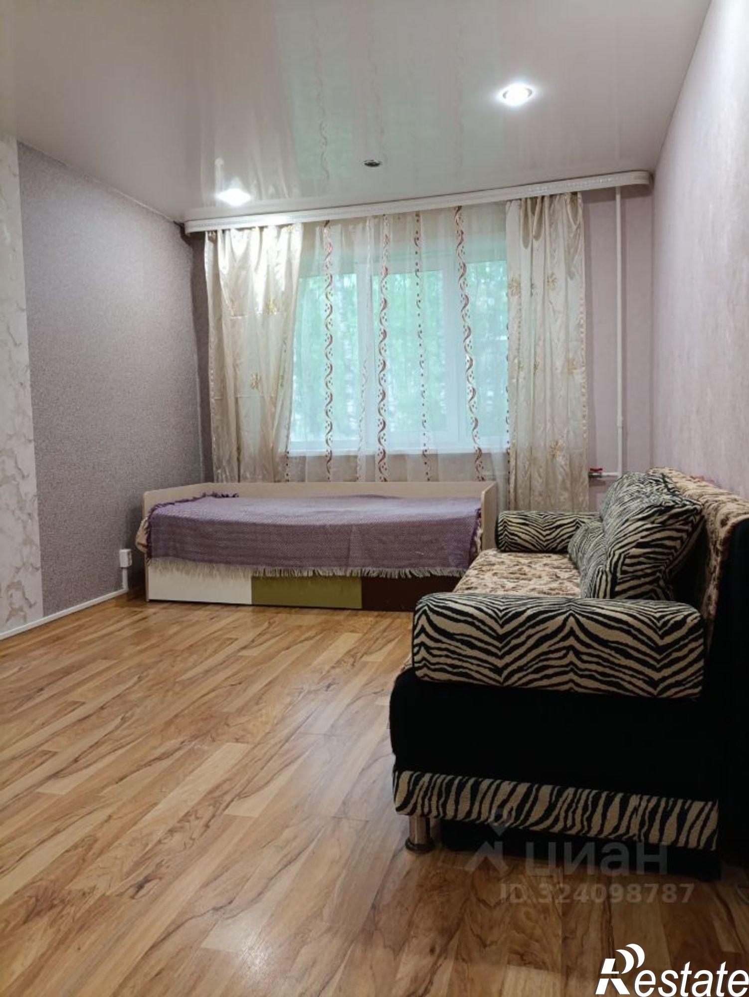 Сдать квартиру за 25 000 рублей на Коммунистическая улица, 36