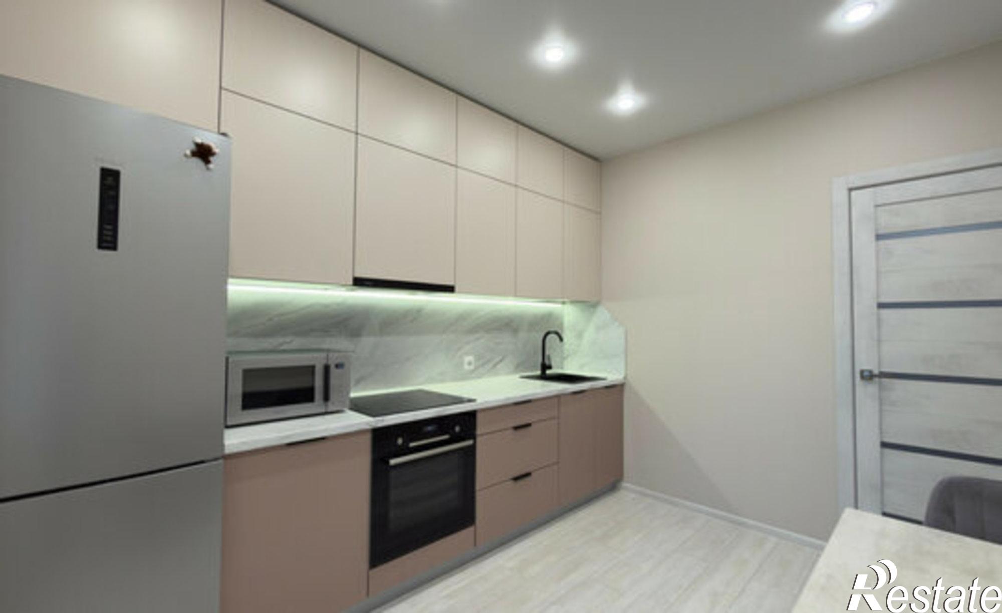 Купить квартиру за 6 100 000 рублей на улица Орджоникидзе, 56/1