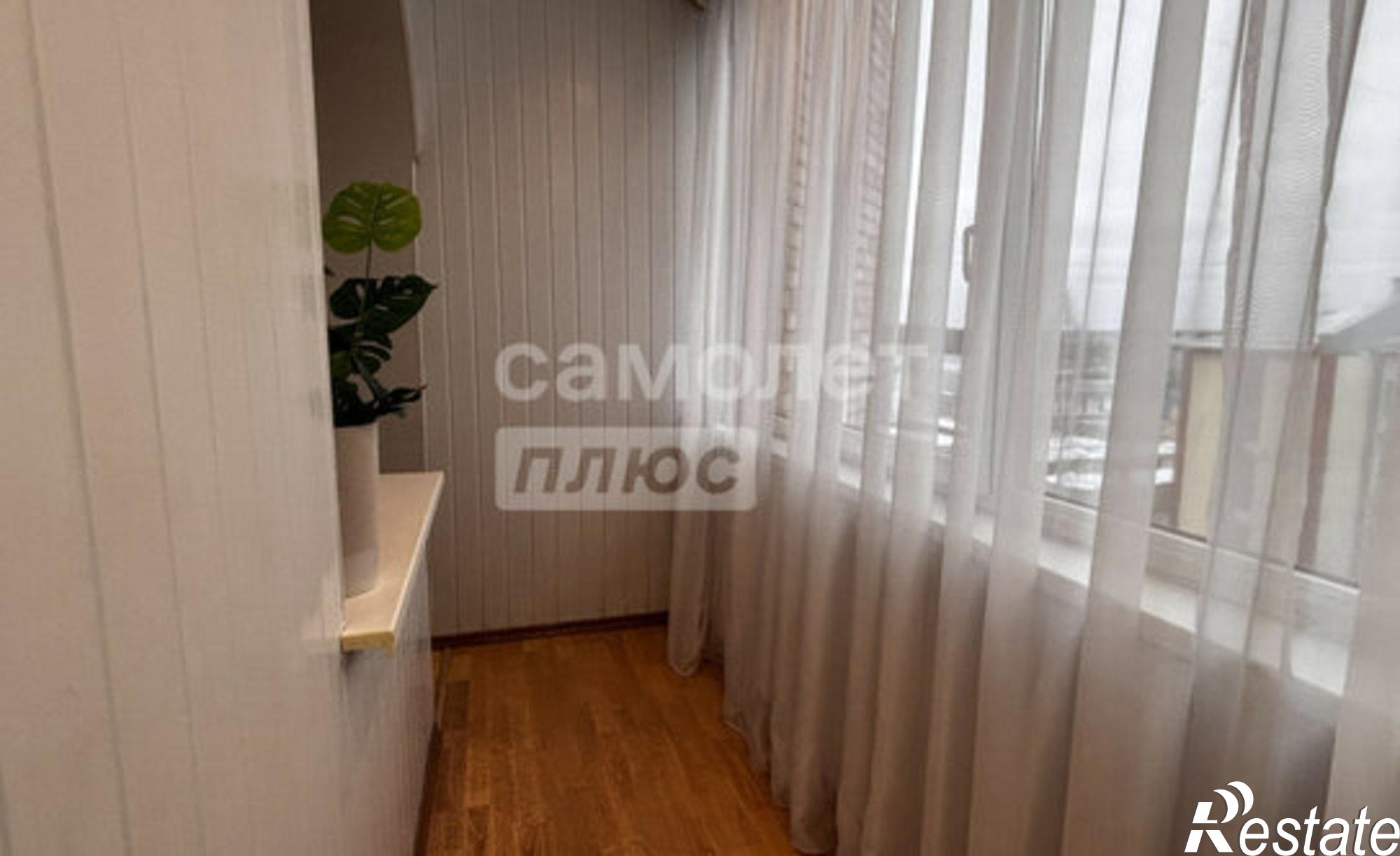 Купить квартиру за 10 700 000 рублей на ул Морозова, 104