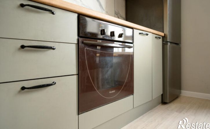 3-комн квартира улица Жакова, 9,  д. 9