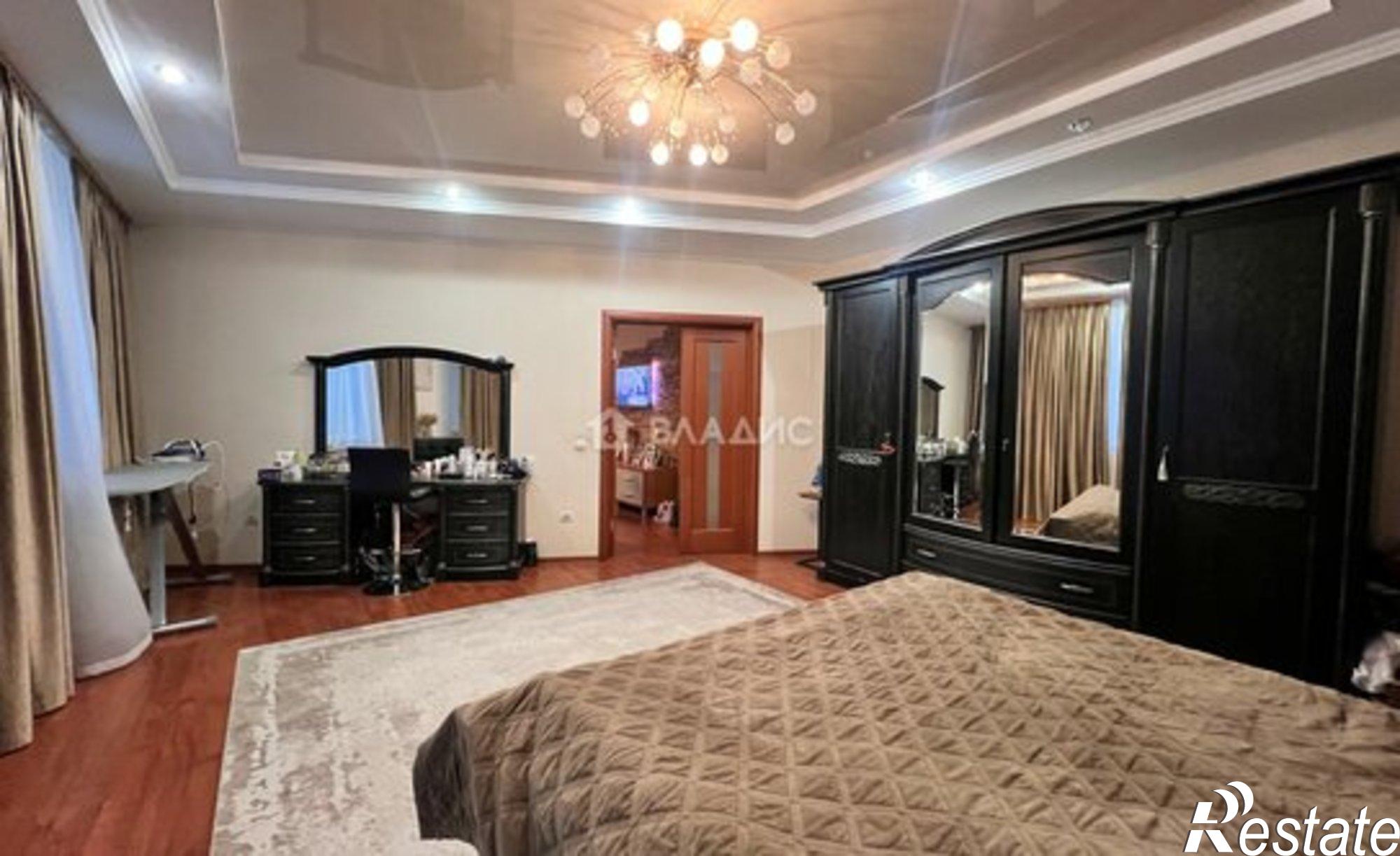 Купить квартиру за 14 300 000 рублей на ул Орджоникидзе, 33/45