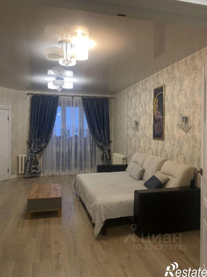 4-комн квартира ул Морозова, 100,  д. 100