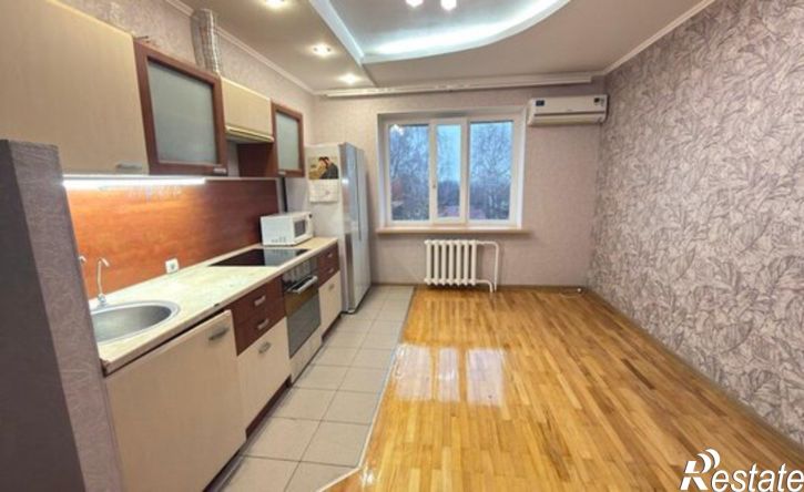 2-комн квартира улица Жакова, 6,  д. 6