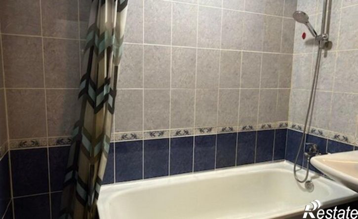 2-комн квартира улица Жакова, 6,  д. 6