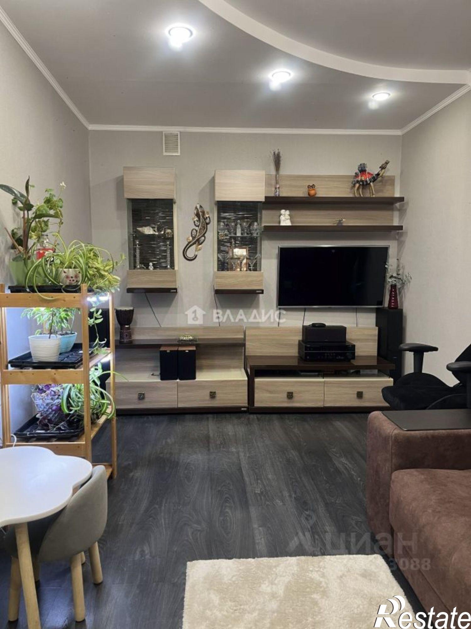 Купить квартиру за 8 999 000 рублей на улица Морозова, 109/2