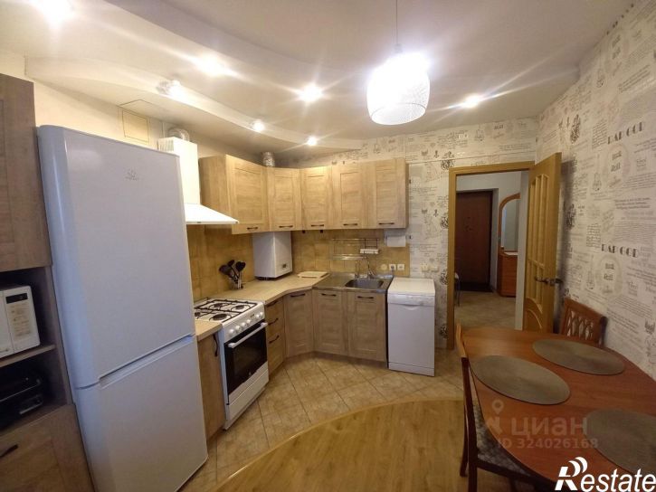 2-комн квартира улица Микушева, 1,  д. 1