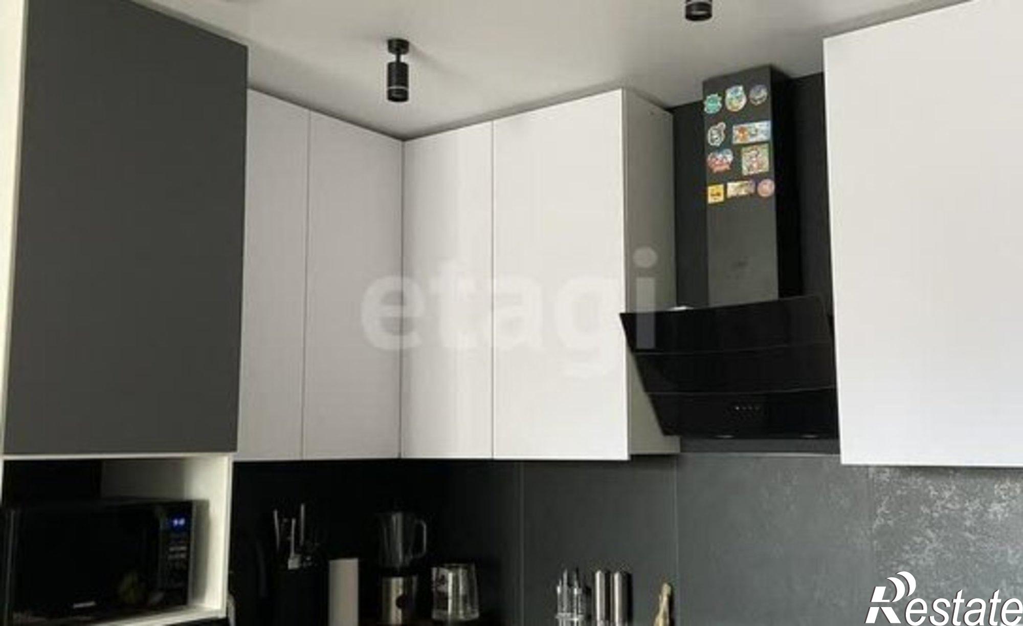 Купить квартиру за 9 900 000 рублей на ул Водопьянова, 19