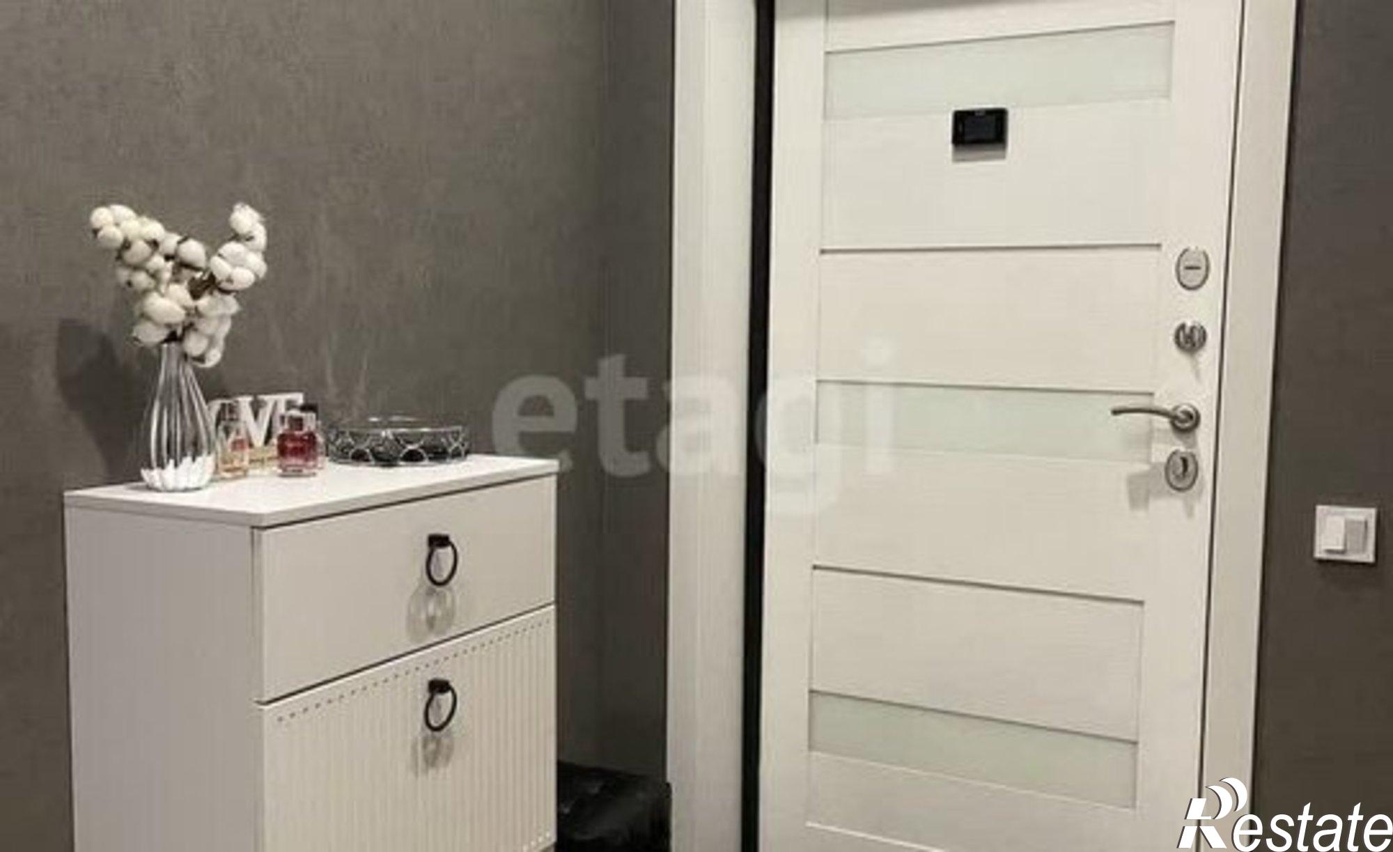 Купить квартиру за 9 900 000 рублей на ул Водопьянова, 19