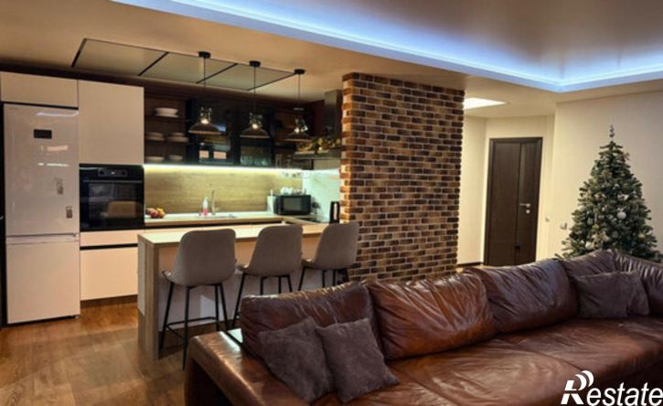 3-комн квартира улица Мира, 68,  д. 68