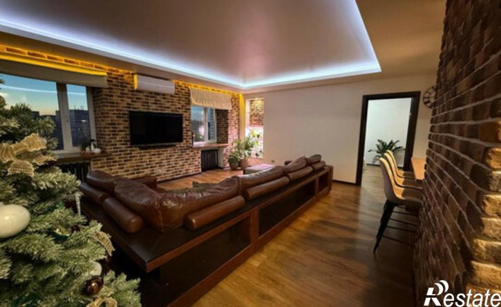 3-комн квартира улица Мира, 68,  д. 68