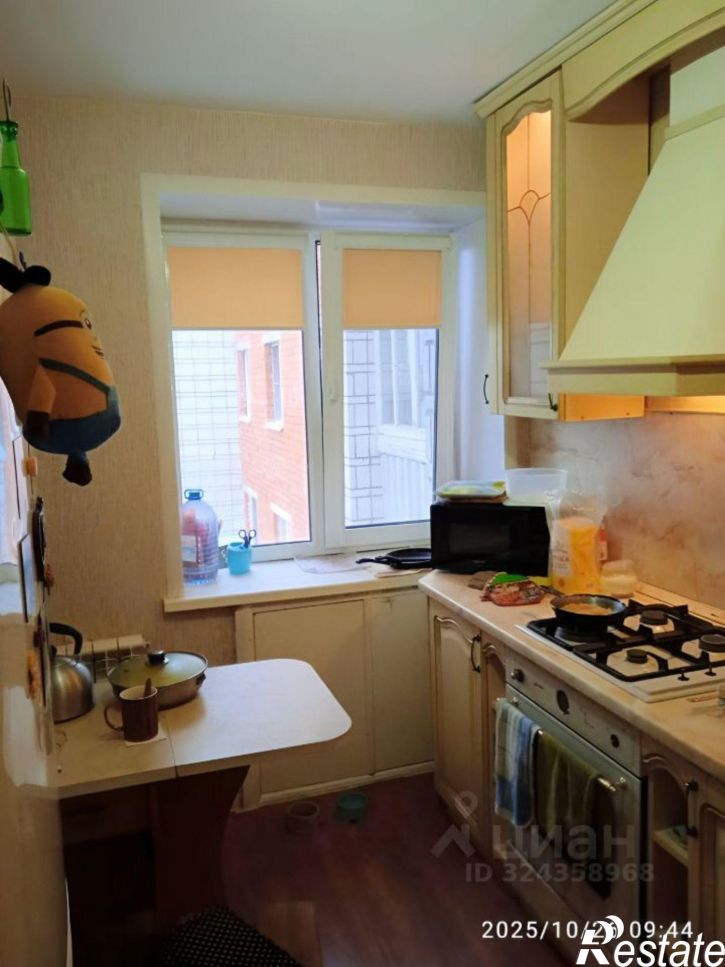 4-комн квартира проспект Бумажников, 42,  д. 42