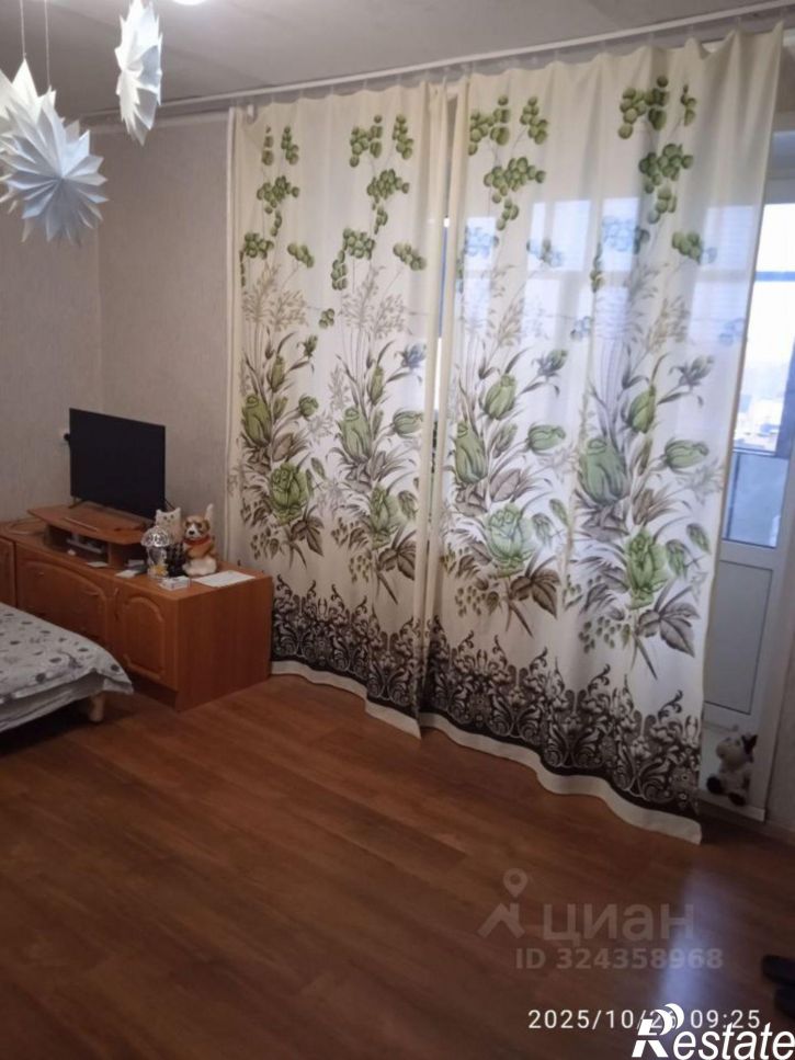 4-комн квартира проспект Бумажников, 42,  д. 42