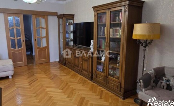 3-комн квартира улица Водопьянова, 4,  д. 4