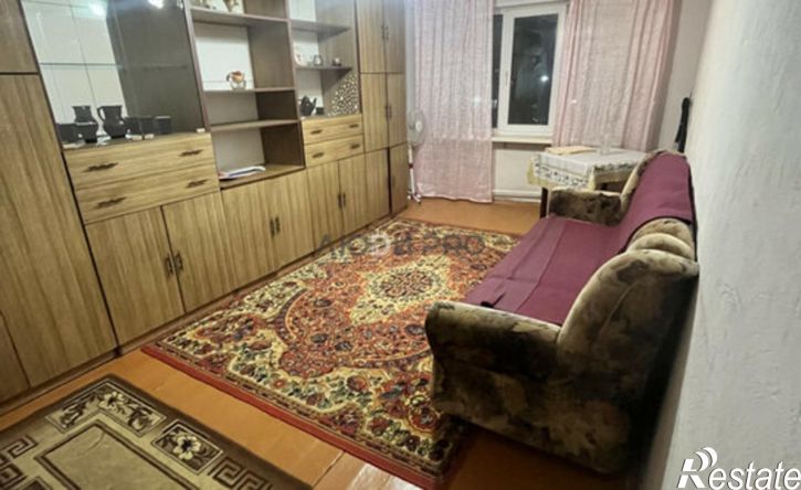 2-комн квартира улица Комарова, 3,  д. 3