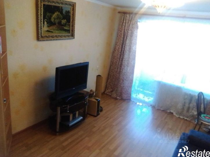 2-комн квартира Коммунистическая улица, 75,  д. 75