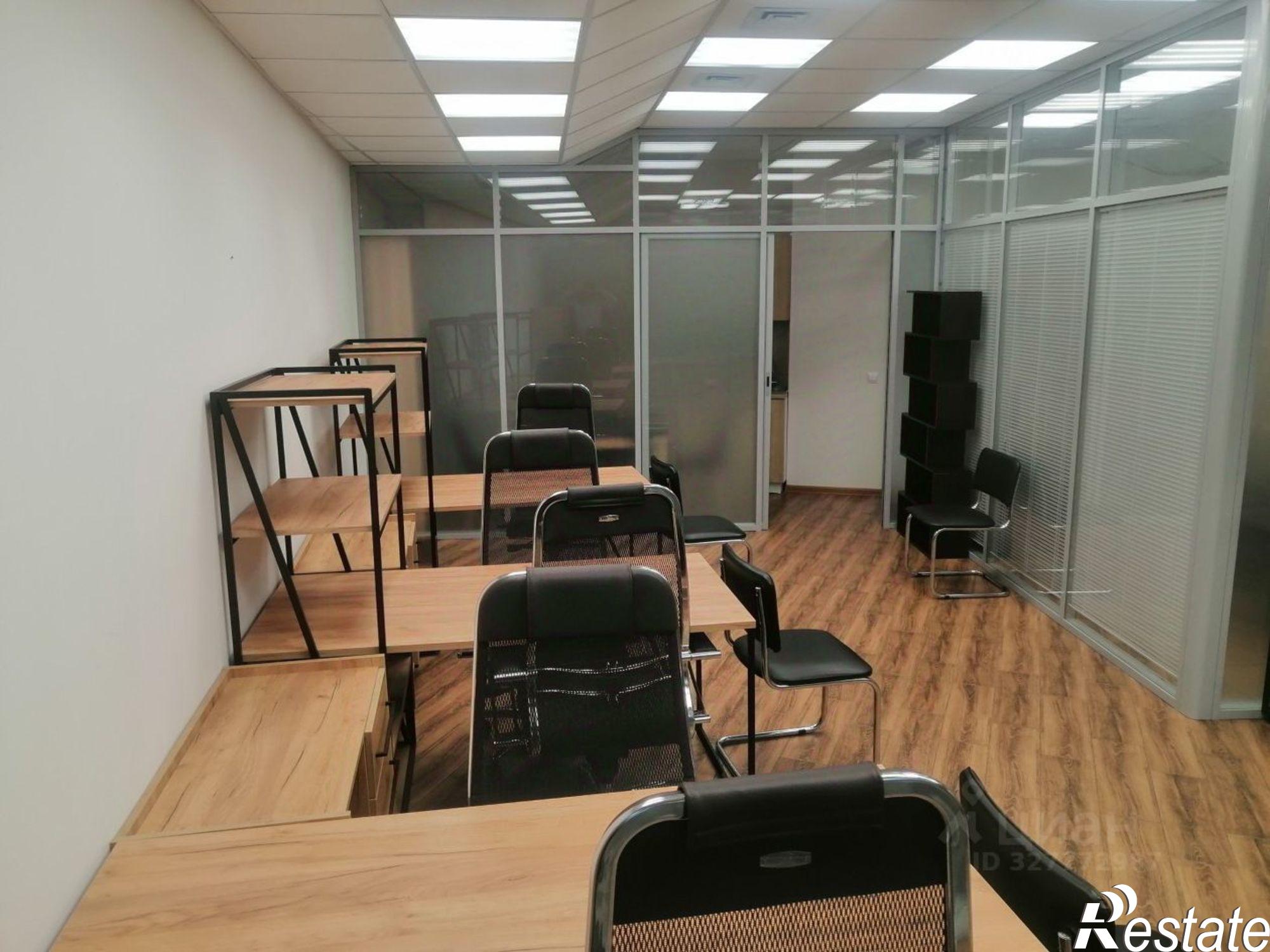 Купить офис, помещение под офис за 9 871 600 рублей на ул Первомайская, 62