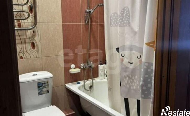 2-комн квартира улица Комарова, 11,  д. 11