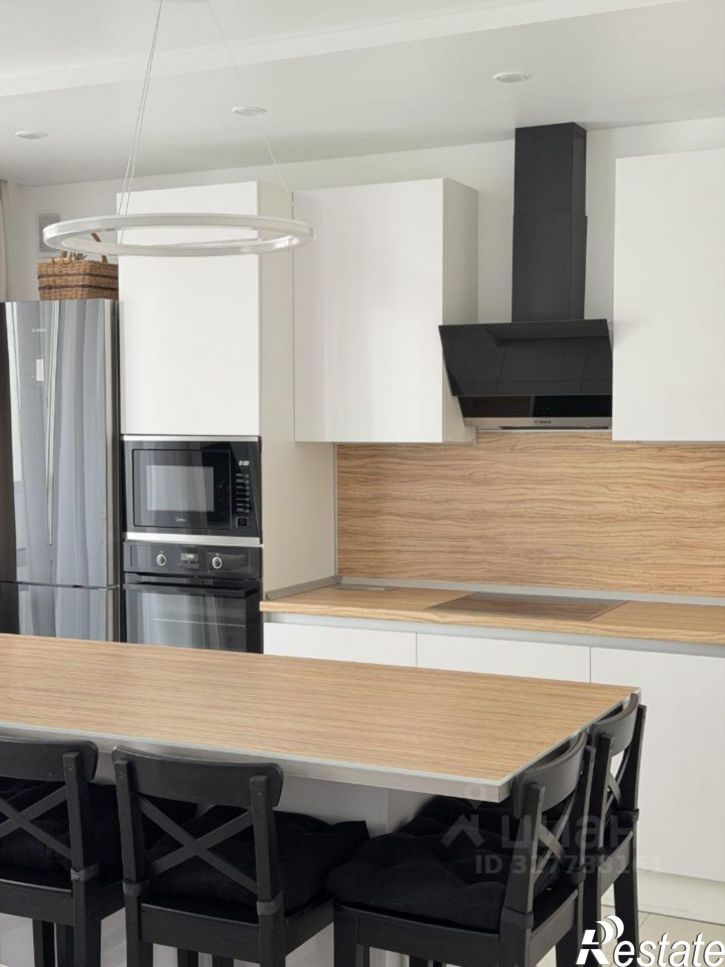 2-комн квартира улица Лыткина, 31,  д. 31