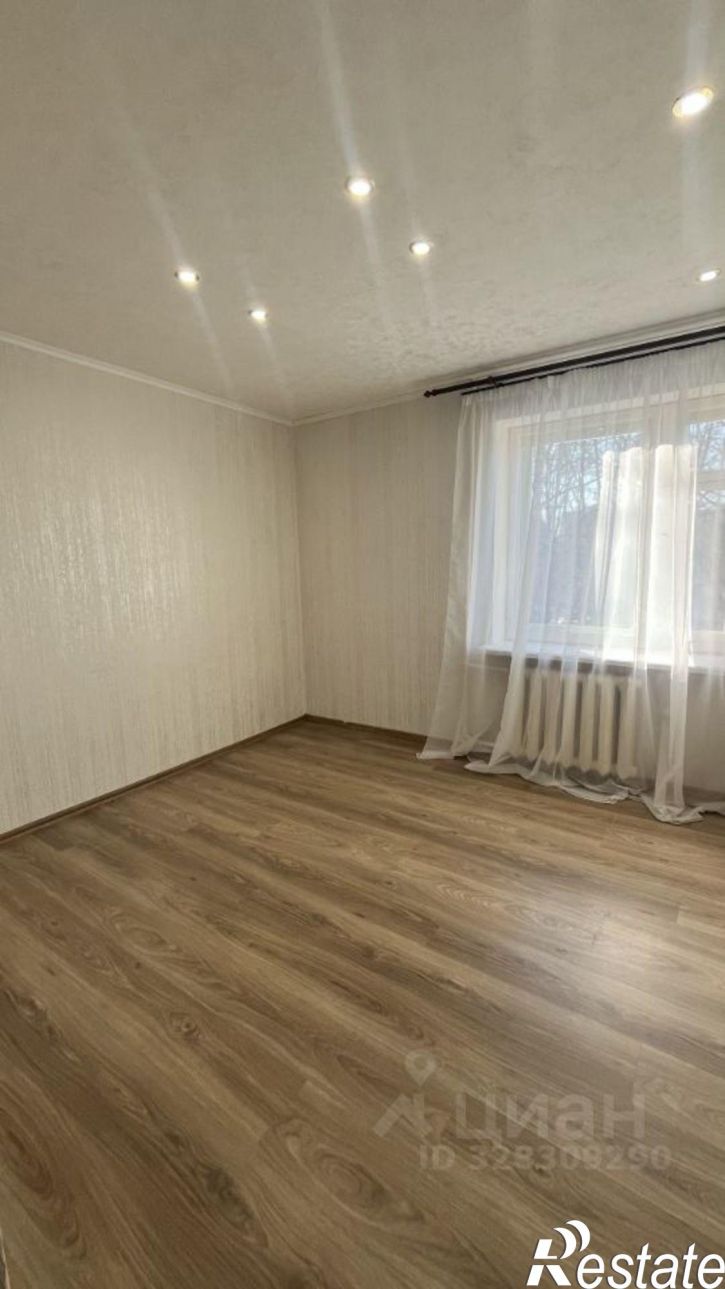 2-комн квартира улица Комарова, 18,  д. 18