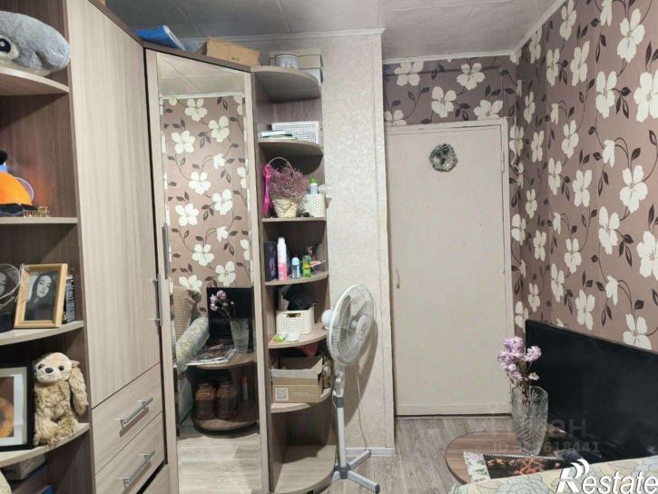 2-комн квартира улица Комарова, 24/2,  д. 24/2