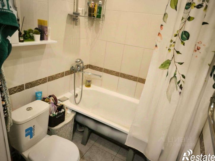 2-комн квартира улица Борисова, 8,  д. 8