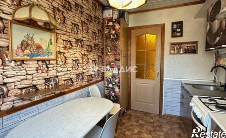 4-комн квартира Ручейная улица, 17,  д. 17
