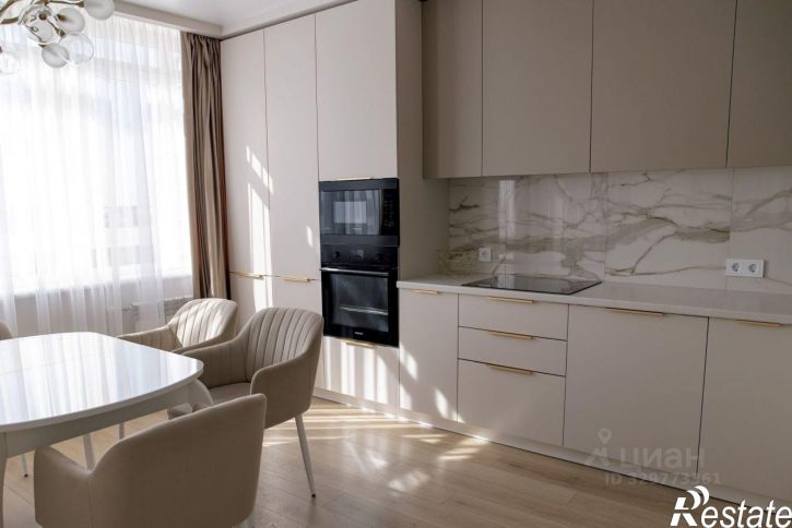 2-комн квартира улица Куратова, 72,  д. 72